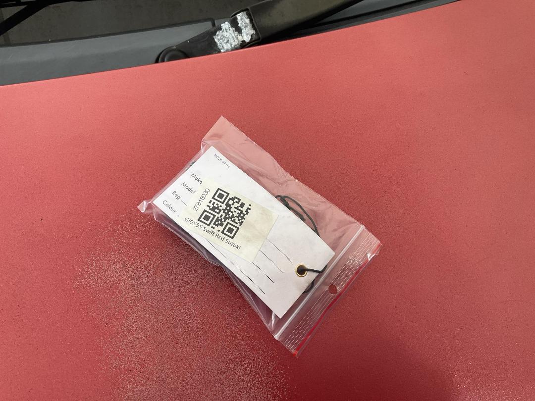 Photo '16' of Suzuki Swift