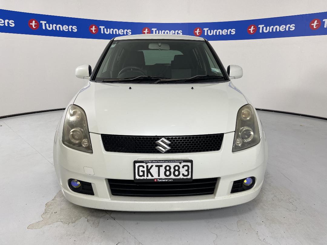 Photo '2' of Suzuki Swift Photo '2' of Suzuki Swift