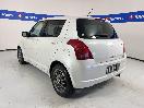 Thumbnail '5' of Suzuki Swift