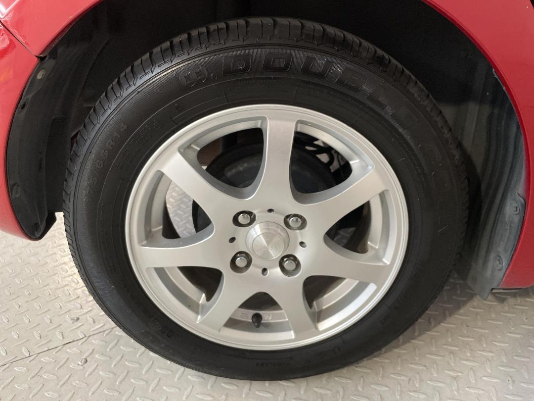 Photo '12' of Suzuki Swift