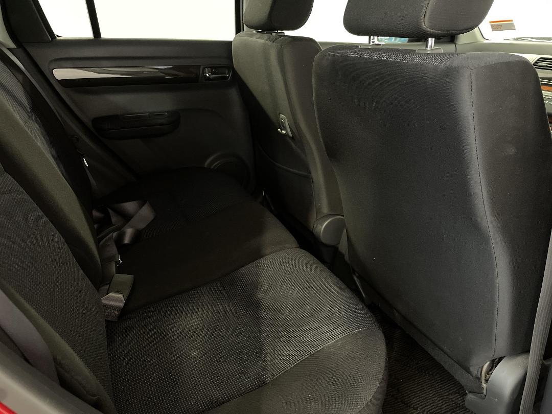 Photo '20' of Suzuki Swift