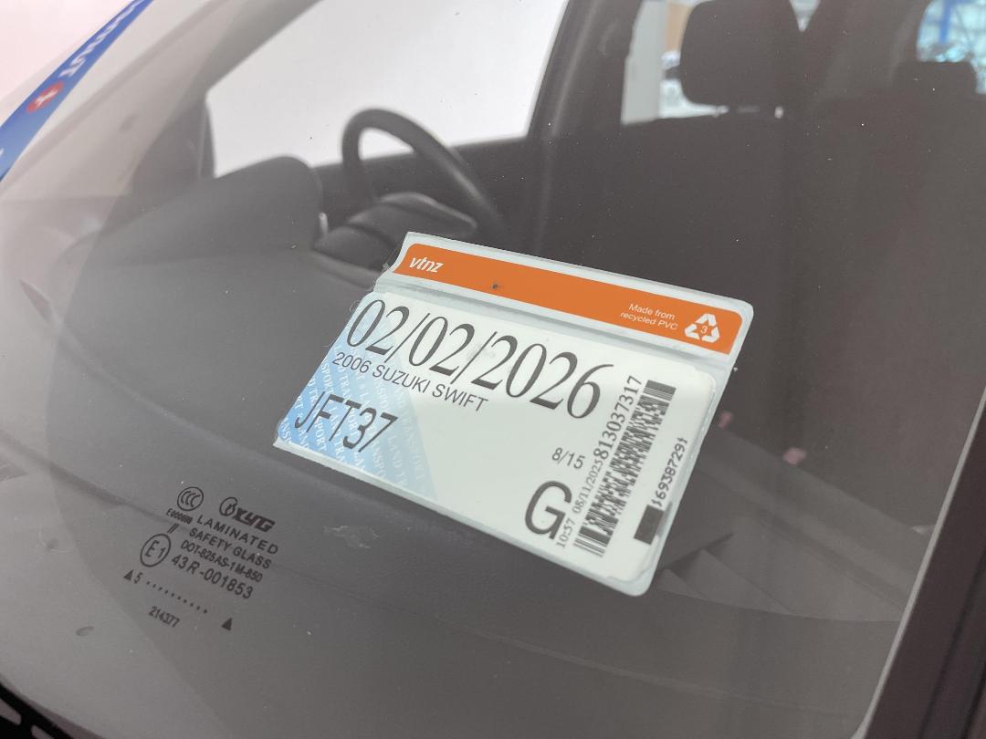 Photo '26' of Suzuki Swift