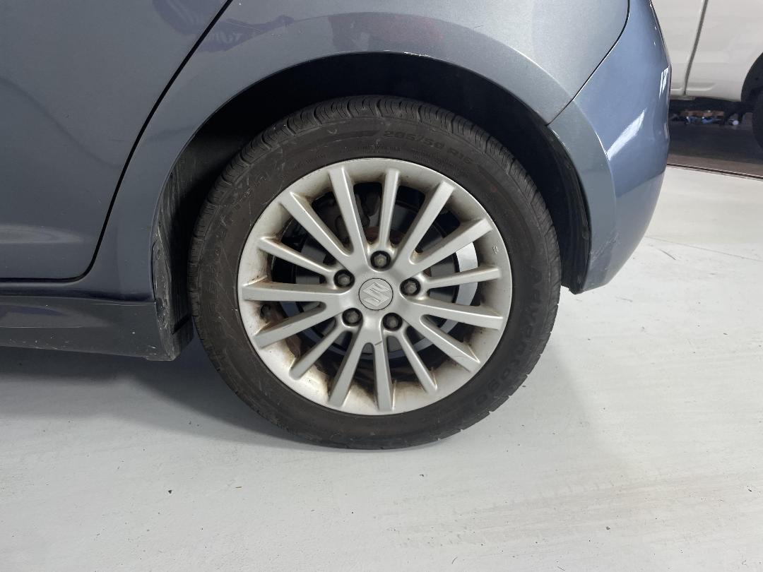 Photo '9' of Suzuki Swift 1600