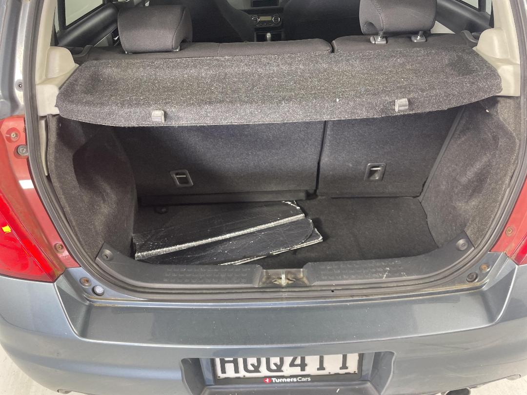 Photo '12' of Suzuki Swift 1600