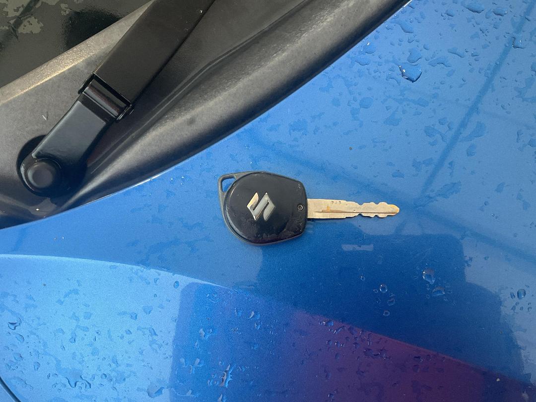 Photo '7' of Suzuki Swift Glxha