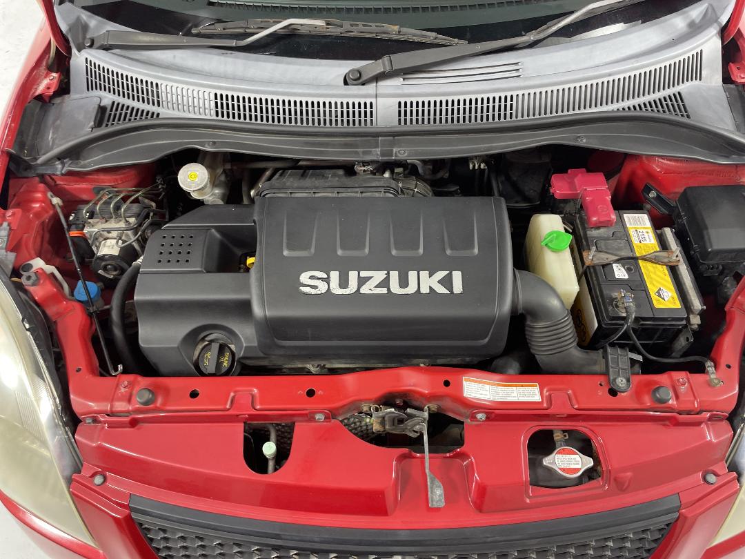 Photo '13' of Suzuki Swift Photo '13' of Suzuki Swift