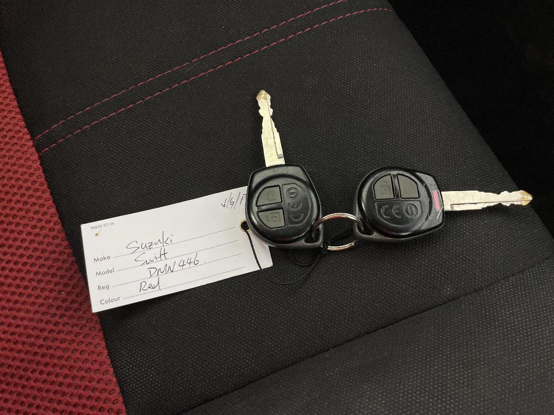 Photo '22' of Suzuki Swift Photo '22' of Suzuki Swift