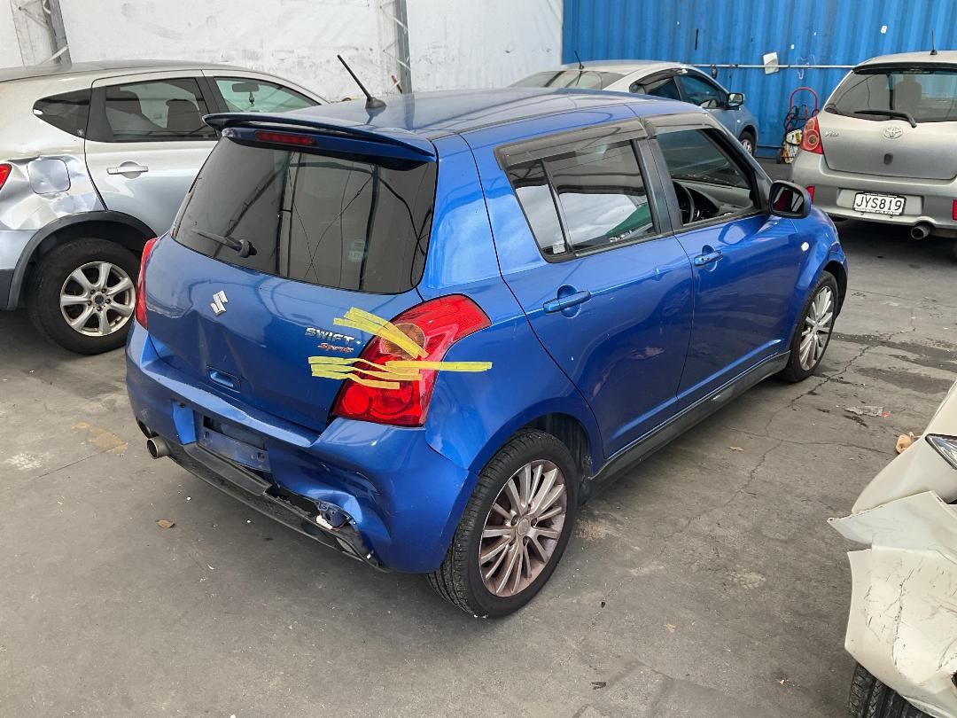 Photo '12' of Suzuki Swift Sport