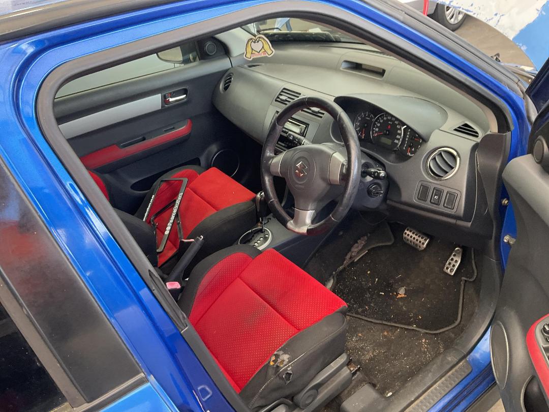 Photo '19' of Suzuki Swift Sport