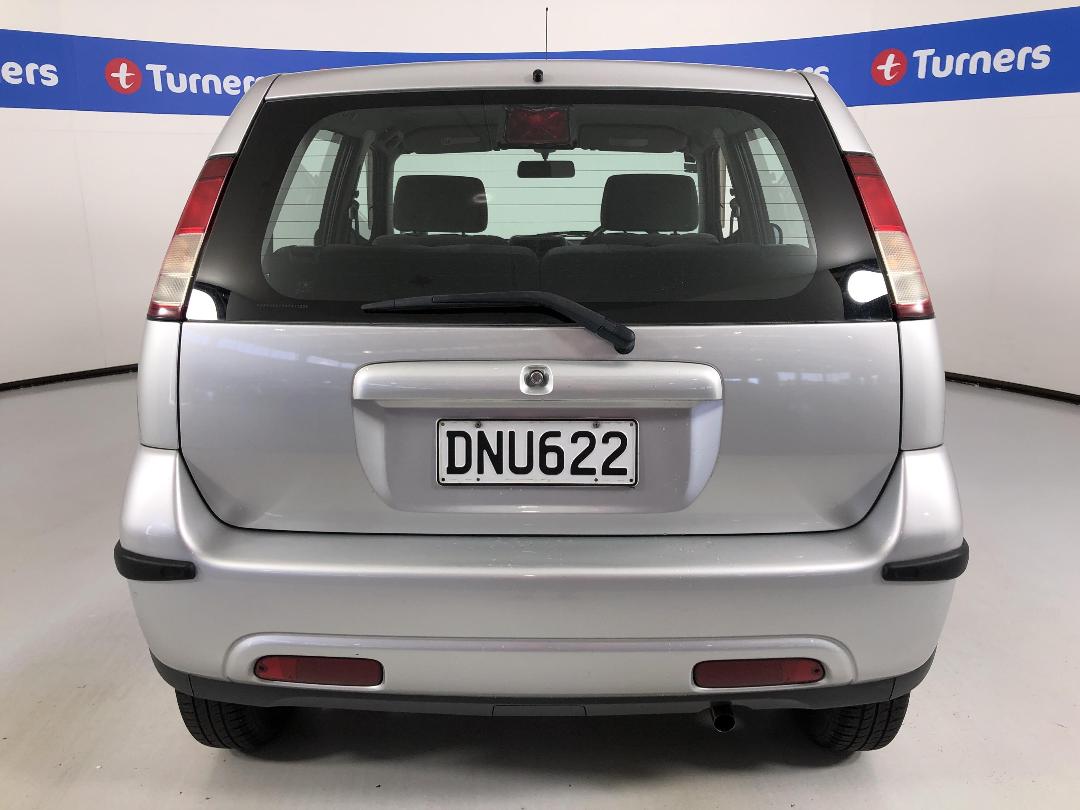 Photo '6' of Suzuki Swift