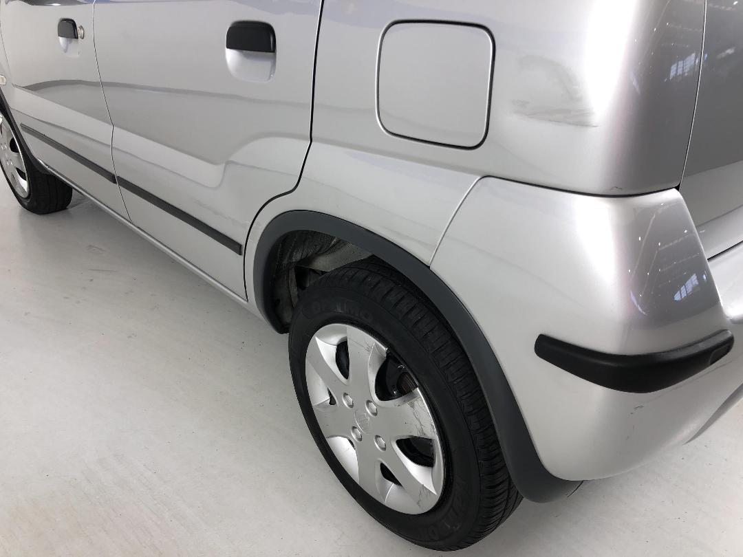 Photo '26' of Suzuki Swift