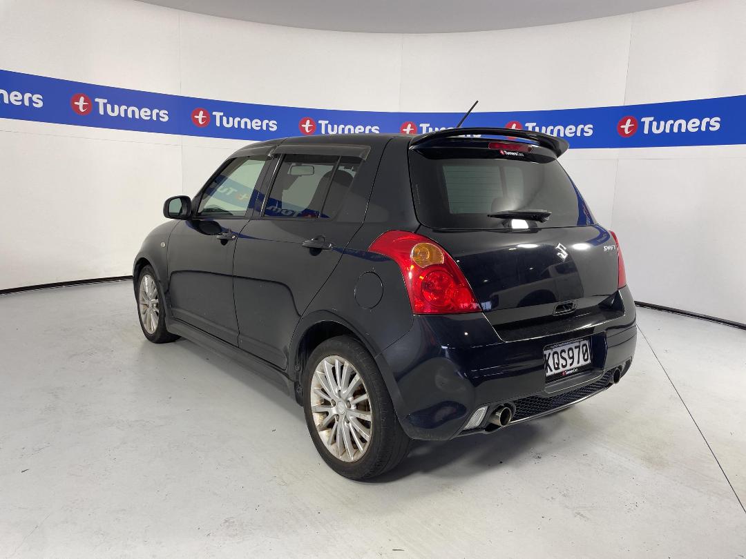 Photo '4' of Suzuki Swift Photo '4' of Suzuki Swift