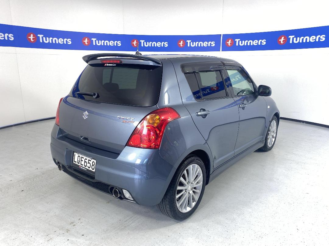 Photo '7' of Suzuki Swift Photo '7' of Suzuki Swift