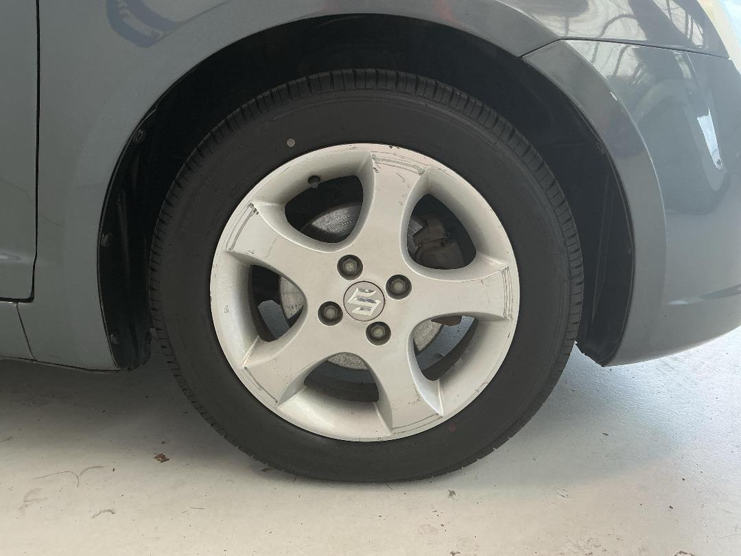 Photo '9' of Suzuki Swift