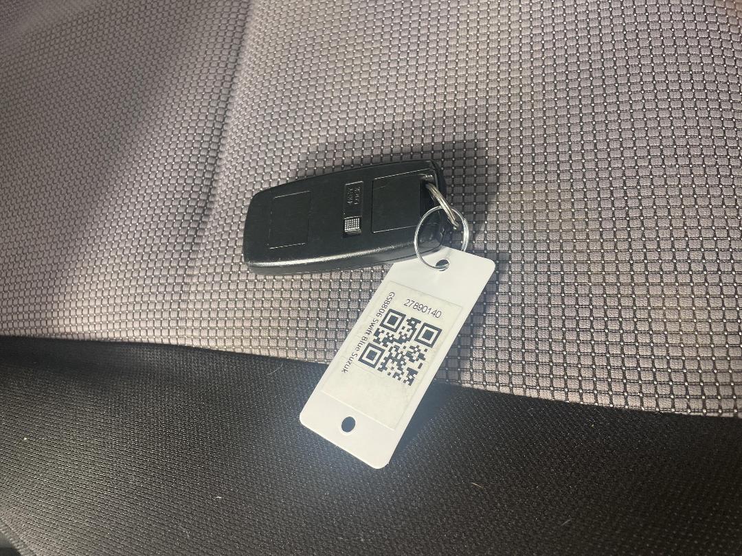 Photo '22' of Suzuki Swift