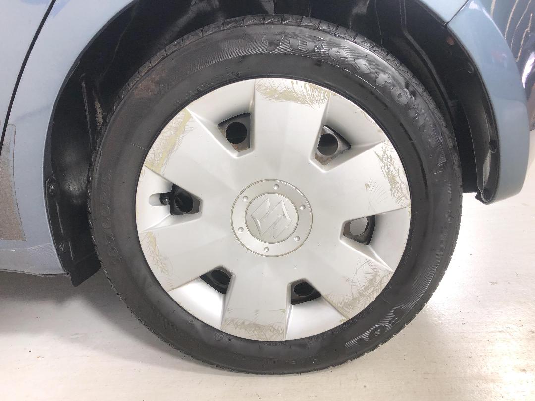 Photo '11' of Suzuki Swift