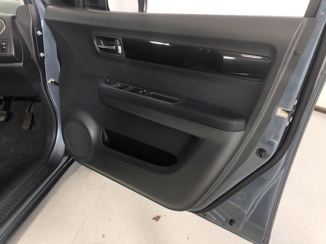 Photo '15' of Suzuki Swift