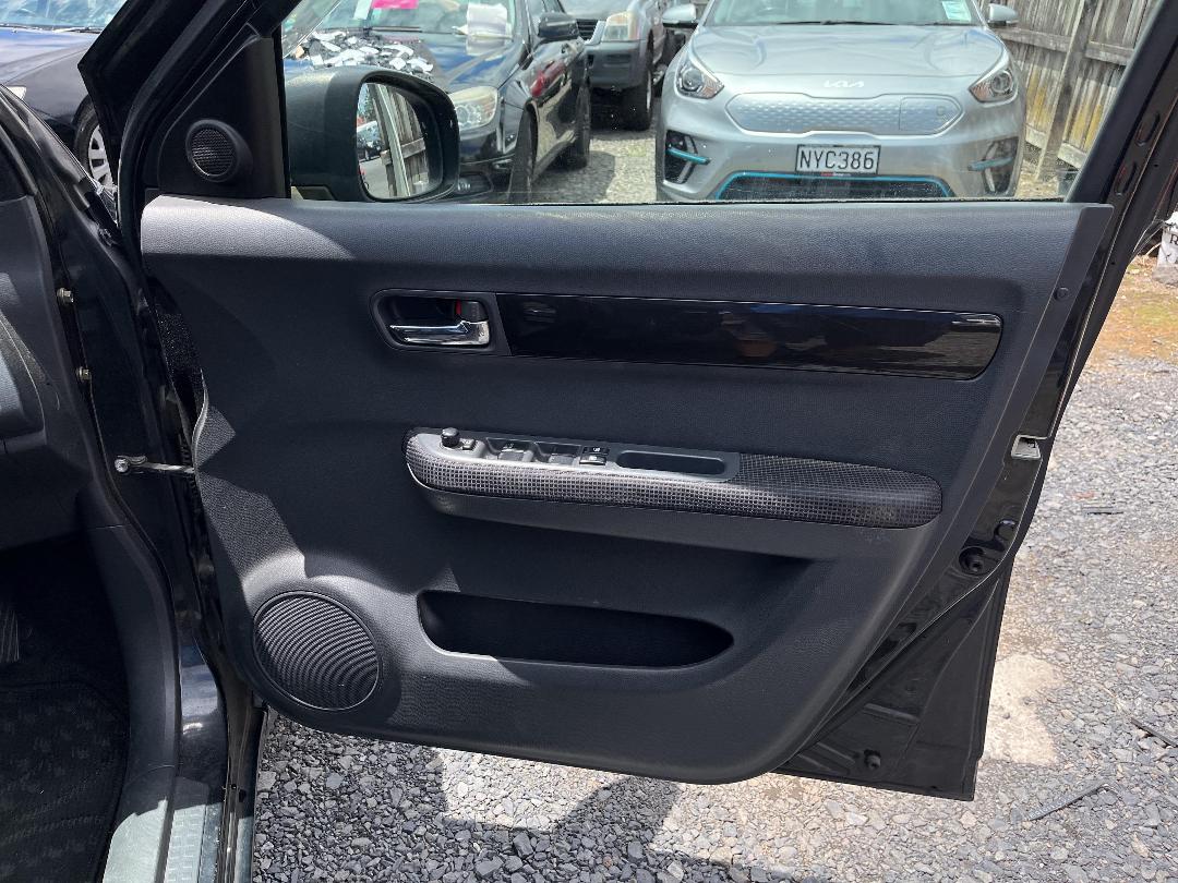 Photo '13' of Suzuki Swift