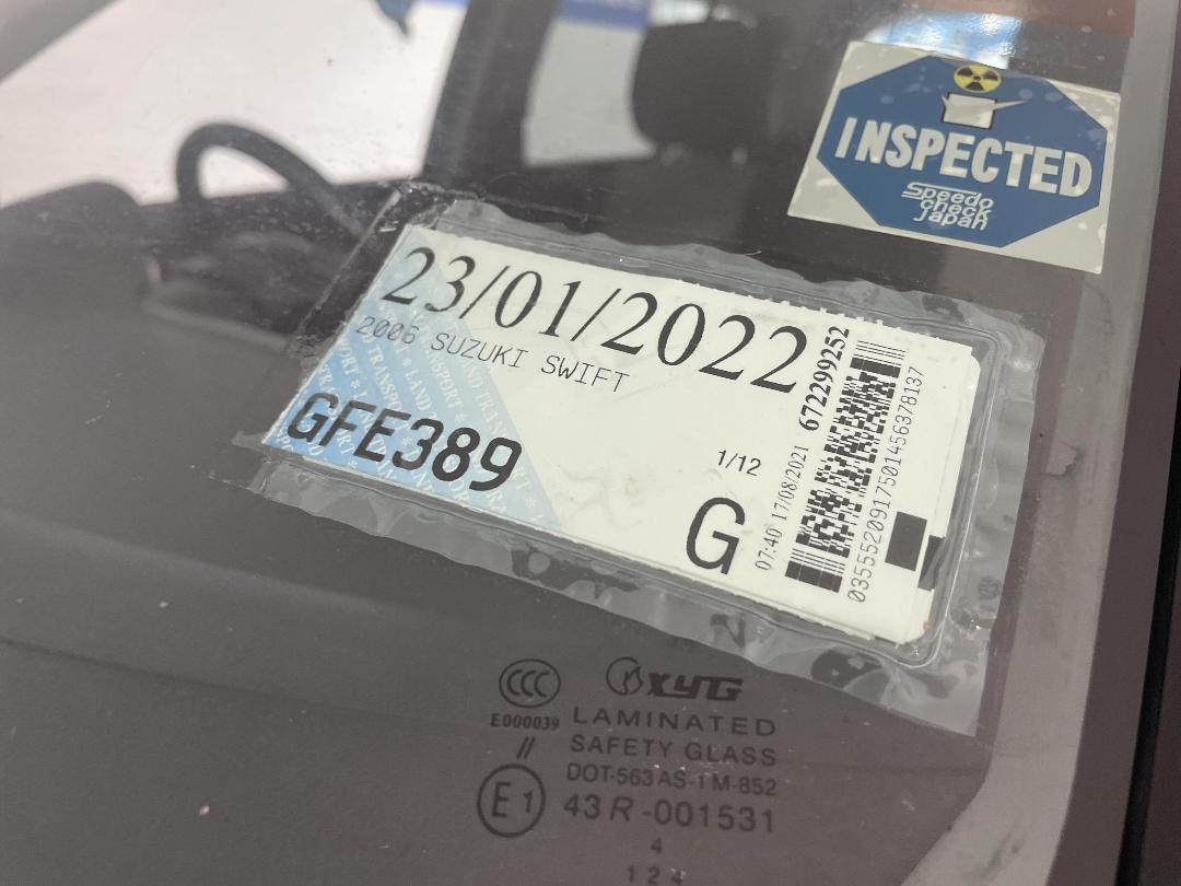 Photo '30' of Suzuki Swift