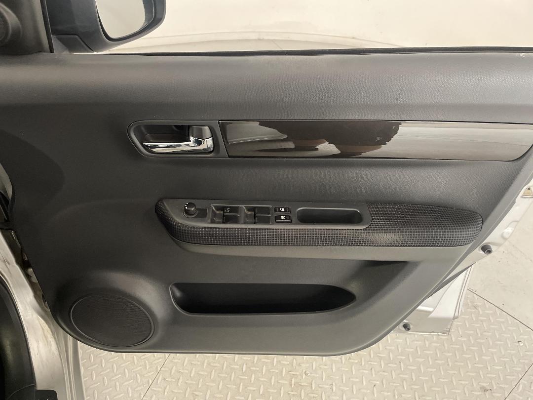 Photo '15' of Suzuki Swift