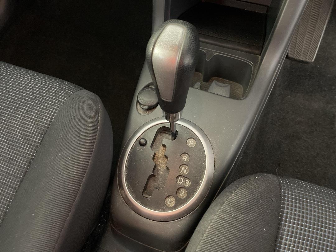 Photo '28' of Suzuki Swift