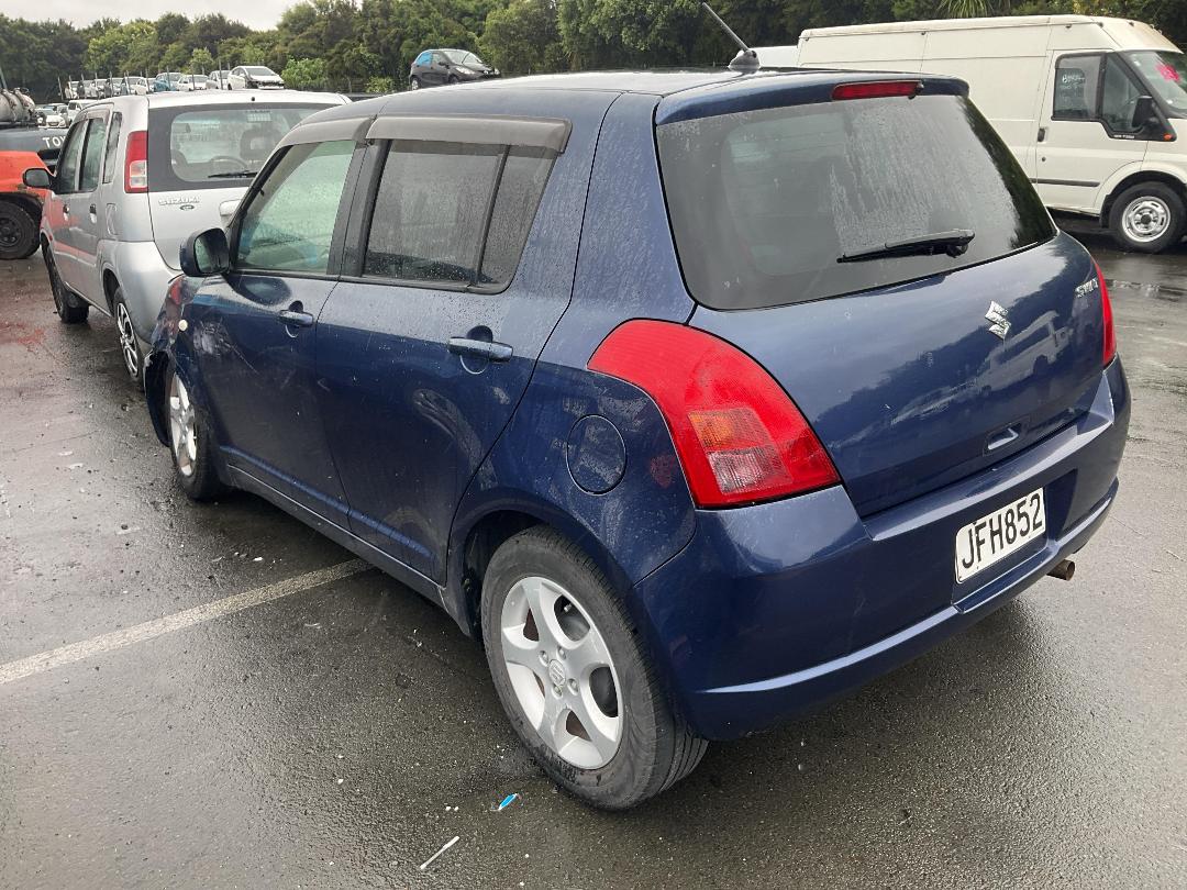 Photo '3' of Suzuki Swift