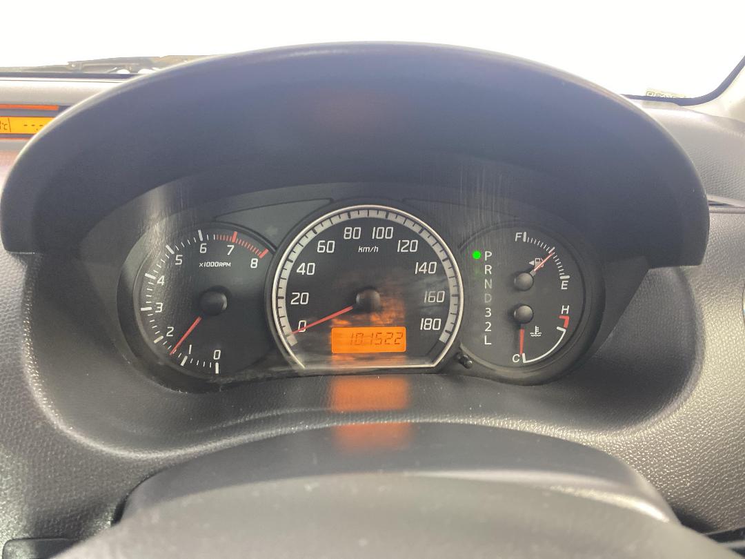 Photo '21' of Suzuki Swift