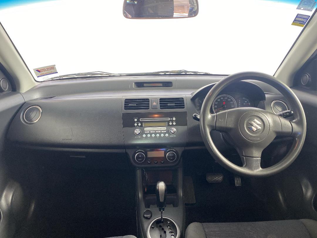 Photo '17' of Suzuki Swift