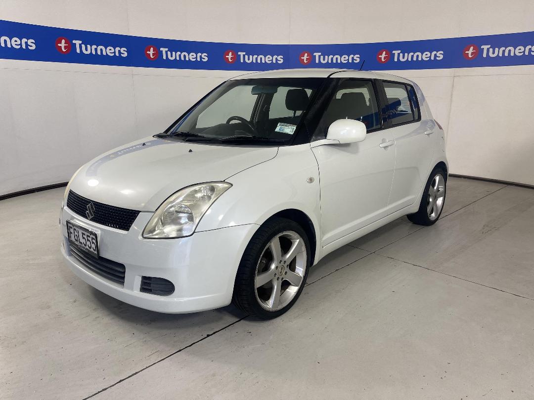 Photo '4' of Suzuki Swift