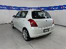 Thumbnail '5' of Suzuki Swift