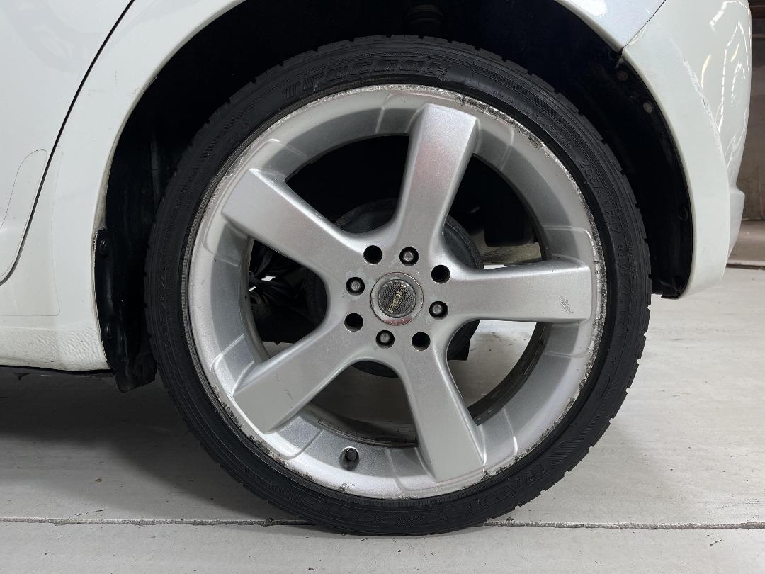 Photo '11' of Suzuki Swift