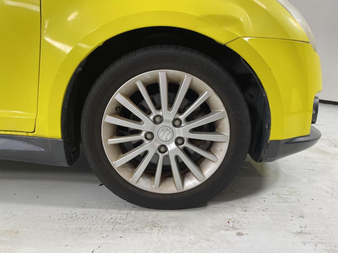 Photo '9' of Suzuki Swift