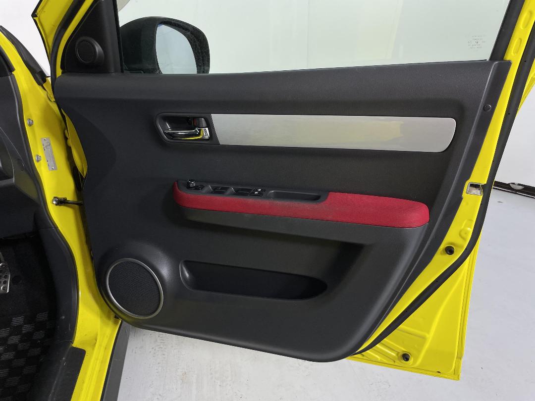 Photo '15' of Suzuki Swift