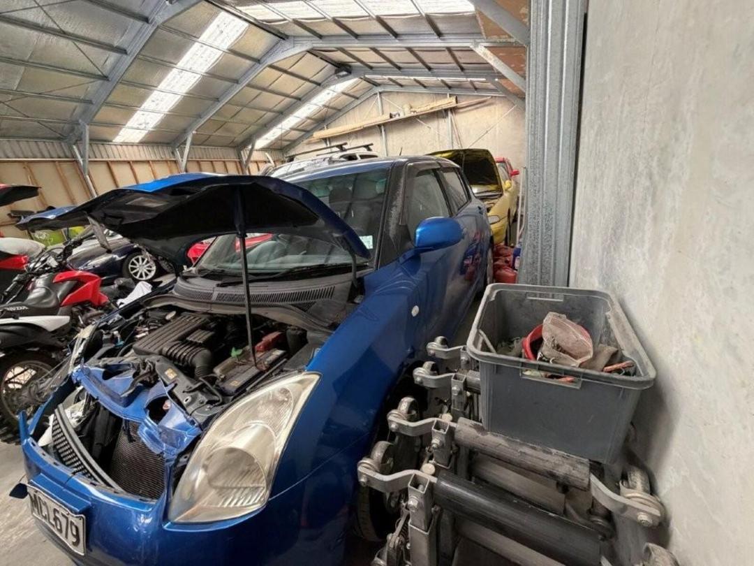 Photo '6' of Suzuki Swift