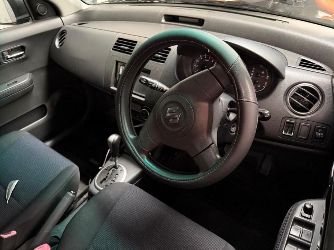 Photo '9' of Suzuki Swift