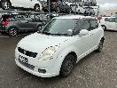 Thumbnail '3' of Suzuki Swift