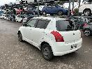 Thumbnail '4' of Suzuki Swift