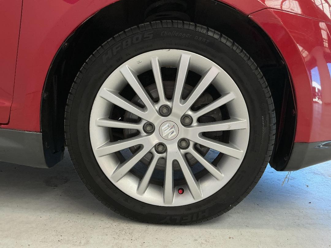 Photo '9' of Suzuki Swift