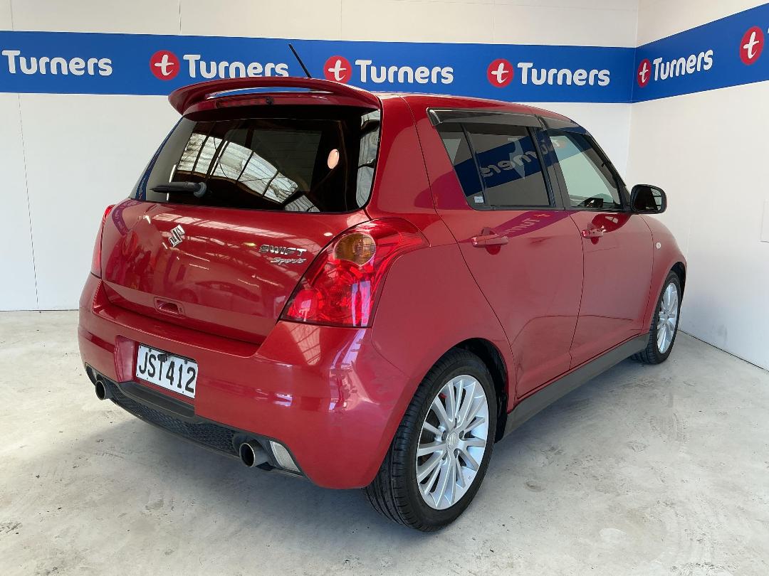 Photo '7' of Suzuki Swift