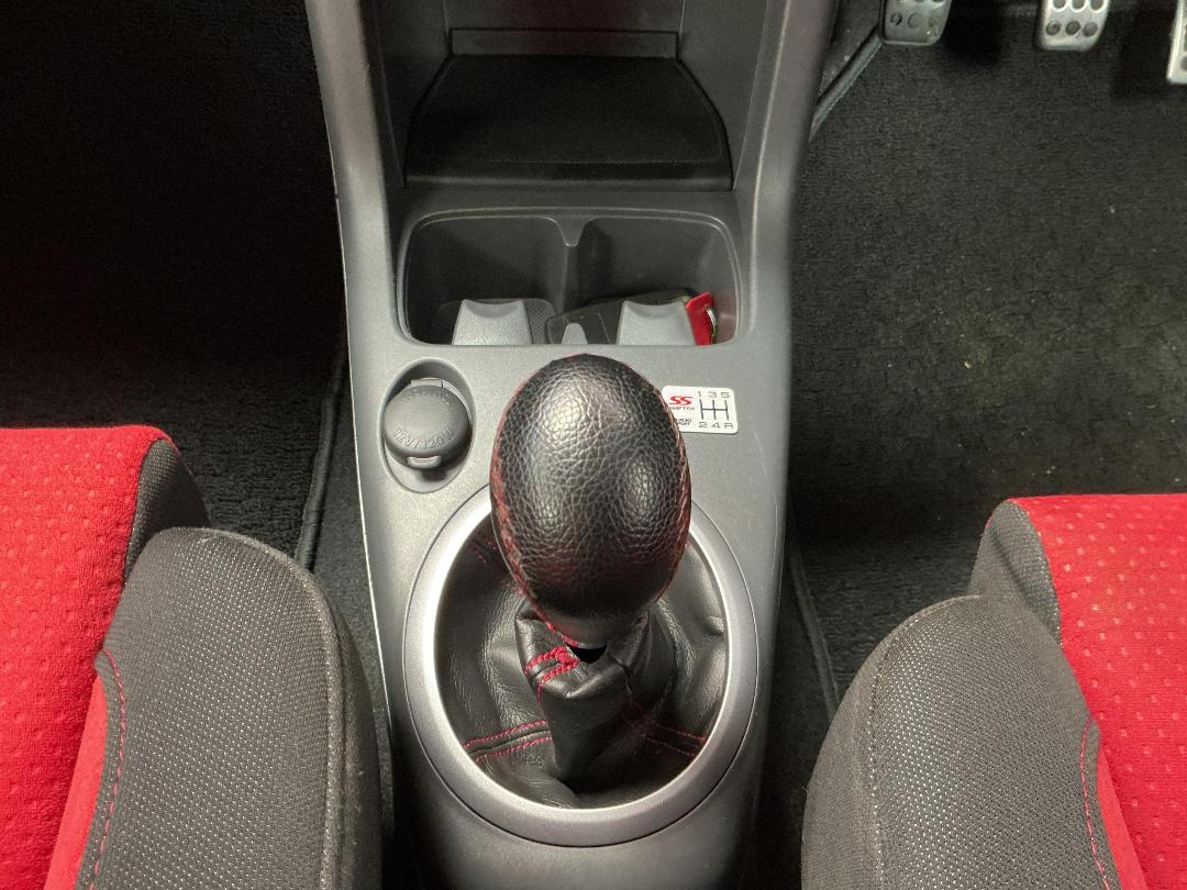 Photo '23' of Suzuki Swift