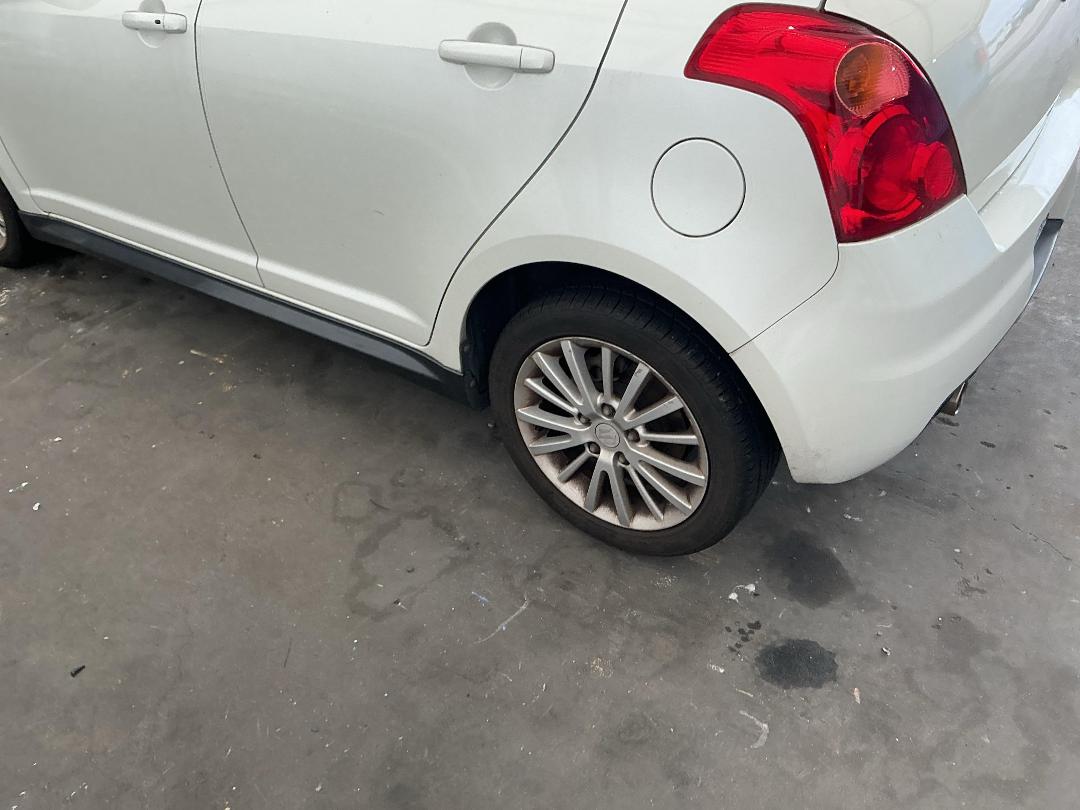 Photo '9' of Suzuki Swift