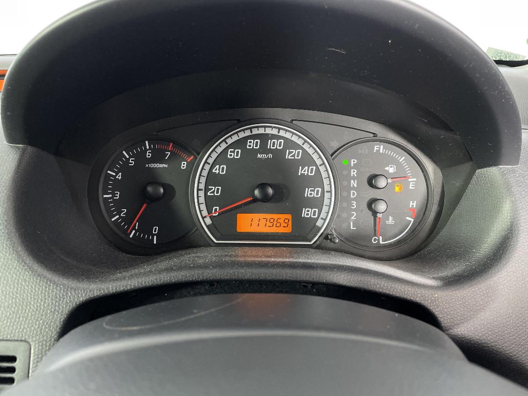 Photo '21' of Suzuki Swift