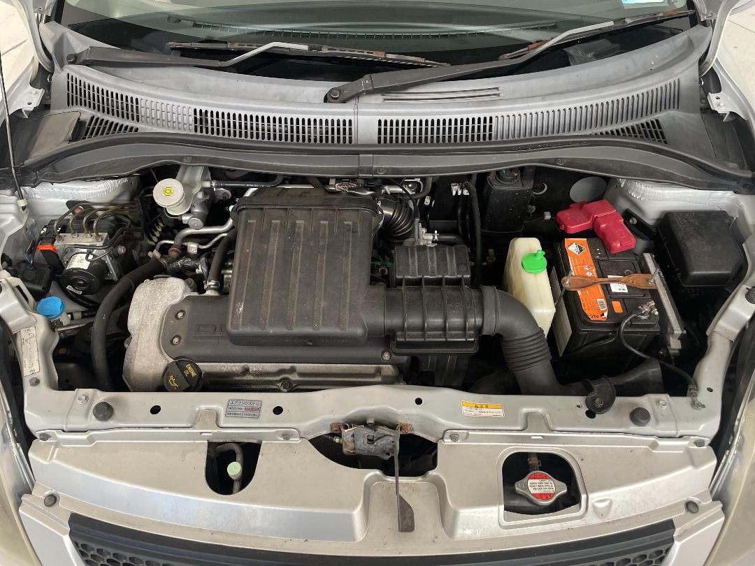 Photo '13' of Suzuki Swift Photo '13' of Suzuki Swift