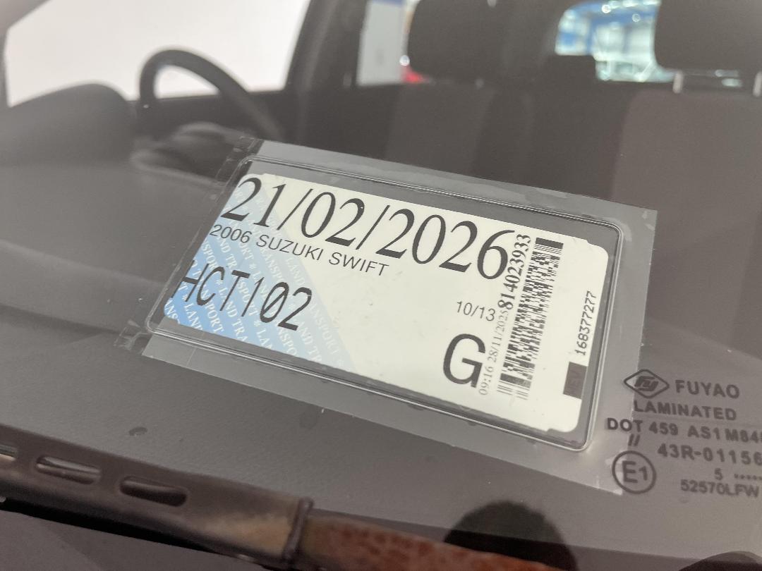 Photo '32' of Suzuki Swift Photo '32' of Suzuki Swift