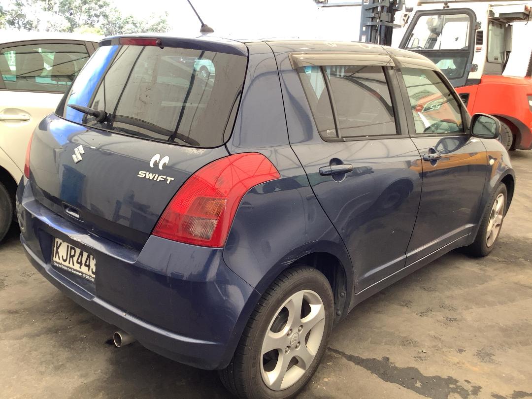 Photo '3' of Suzuki Swift