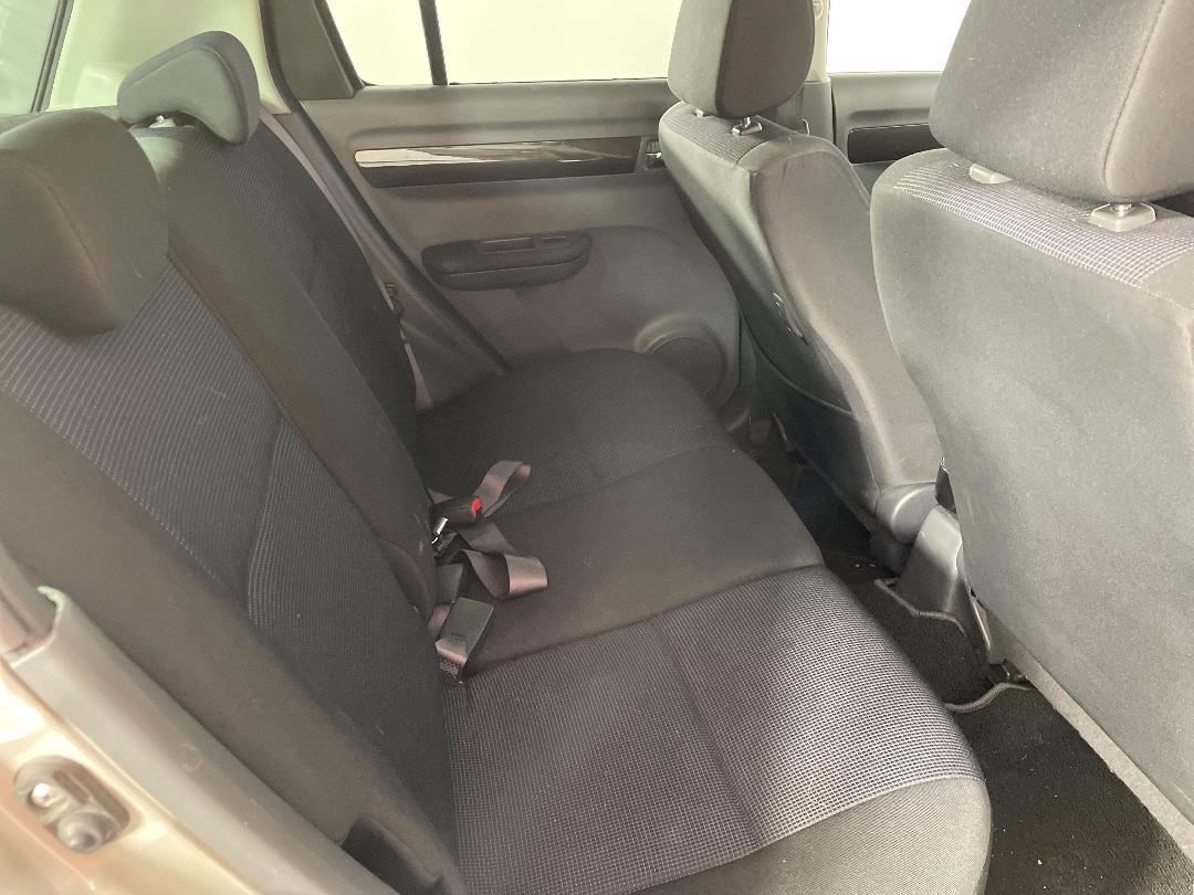 Photo '20' of Suzuki Swift Photo '20' of Suzuki Swift