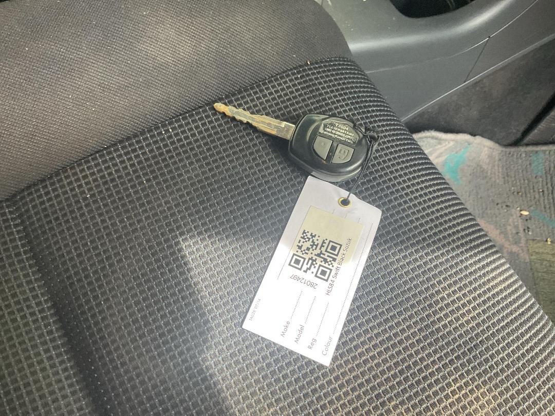 Photo '21' of Suzuki Swift