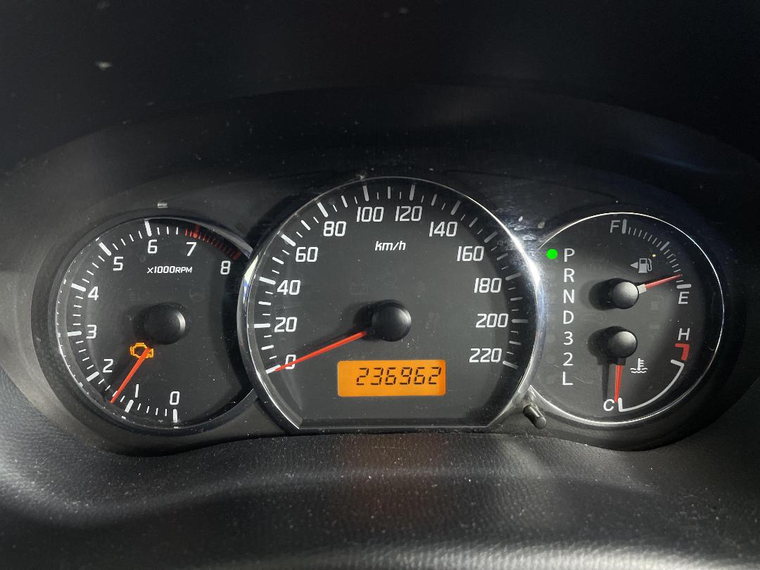 Photo '21' of Suzuki Swift Photo '21' of Suzuki Swift