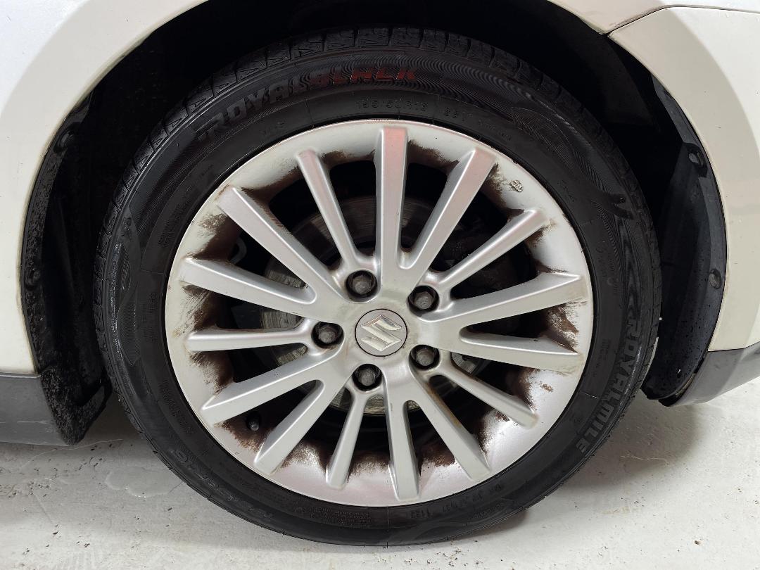 Photo '9' of Suzuki Swift Photo '9' of Suzuki Swift