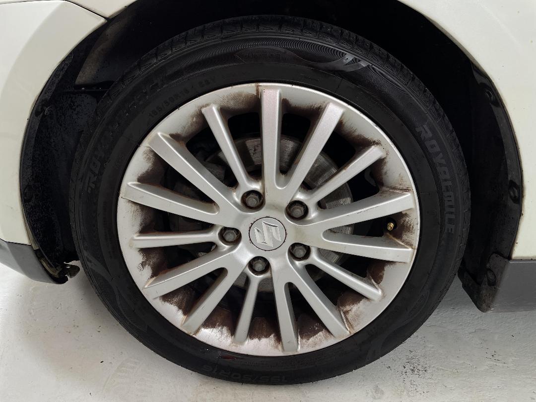 Photo '10' of Suzuki Swift Photo '10' of Suzuki Swift